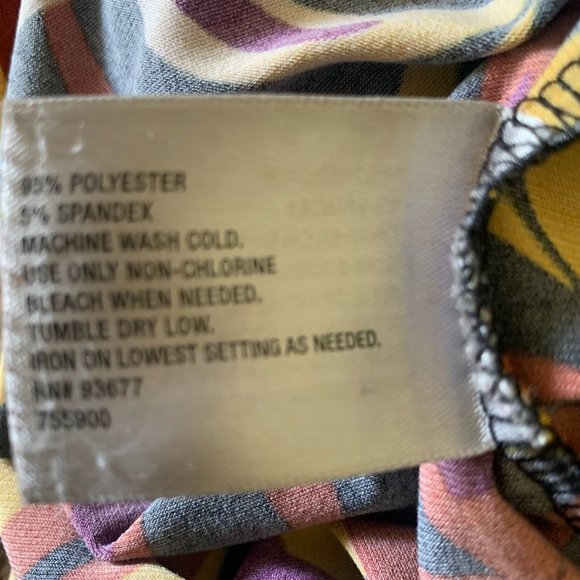 WORTHINGTON WOMEN'S STRETCH BANDED BOTTOM SLEEVELESS DRAPE NECKLINE SHIRT 1X-EUC - Picture 7 of 7